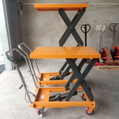 Xe nâng mặt bàn 500kg