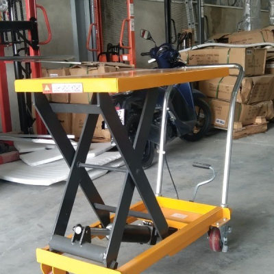 Xe nâng mặt bàn 350kg