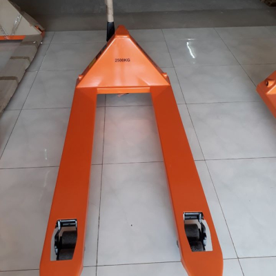 xe nâng tay 2000kg càng dài 1400mm ICHIMENS