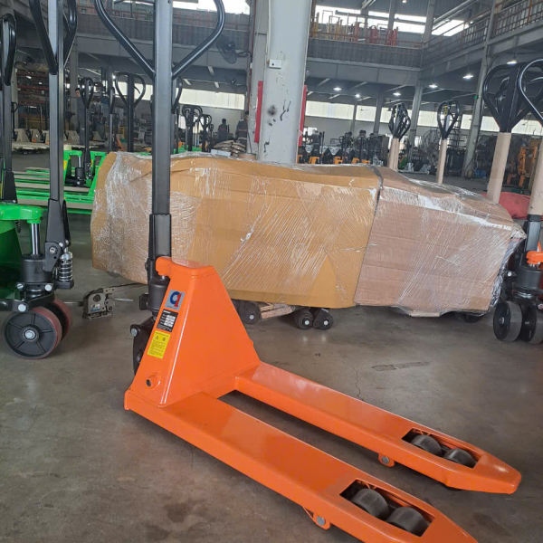 Xe nâng tay  2500kg càng 800mm ICHIMENS