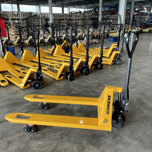 Xe nâng tay 2500kg ICHIMENS