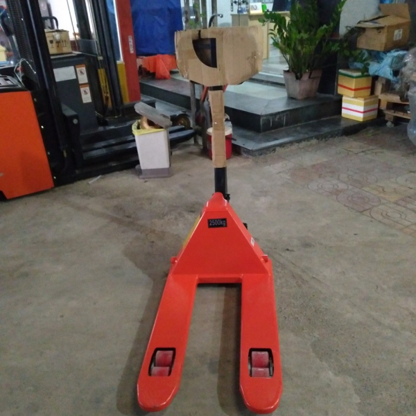 Xe nâng tay siêu ngắn 2500kg NIULI