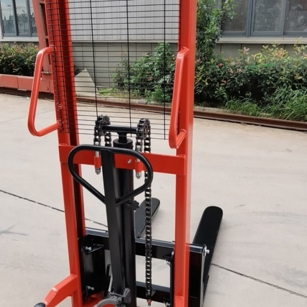 Xe nâng tay cao 1.5 tấn 